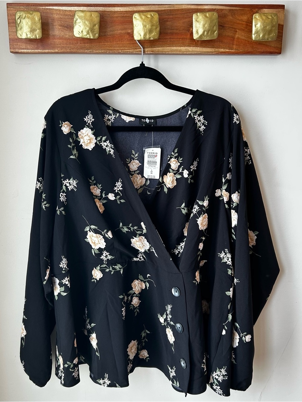 BNWT Torrid Black Floral Wrap Blouse Plus Size 26